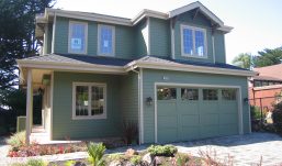 1040 Acacia